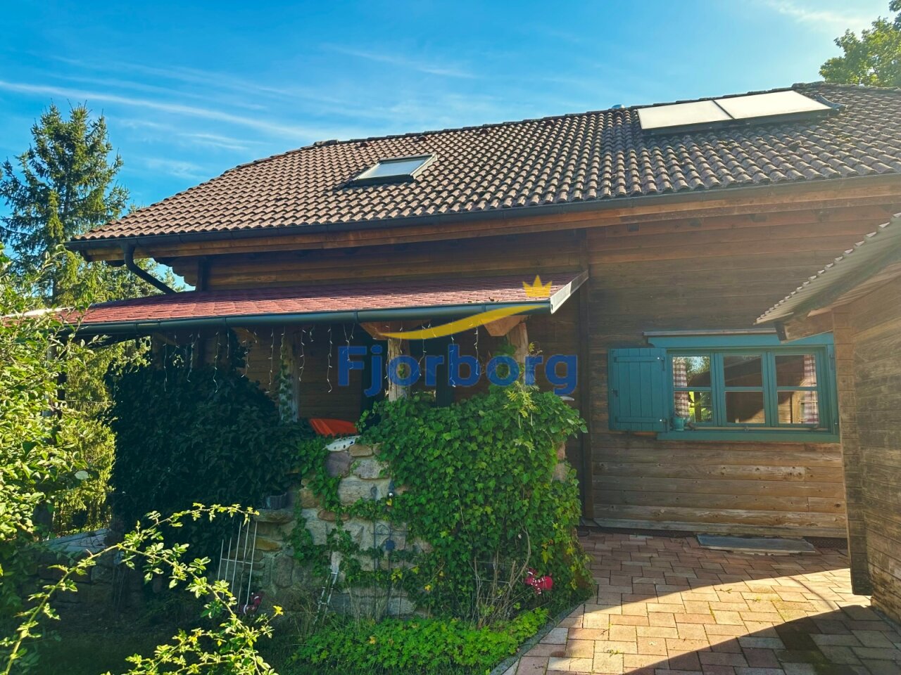 VERKAUFT-Charmantes Holzhaus in Lohnsfeld