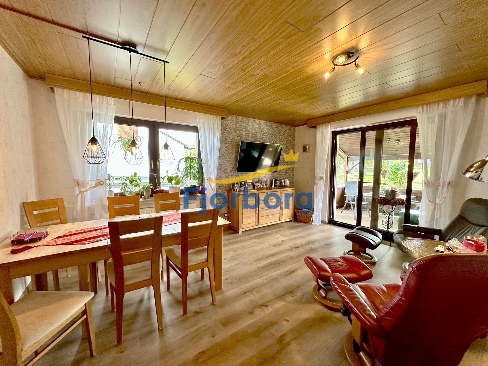 Geräumiges Einfamilienhaus an der Loreley
