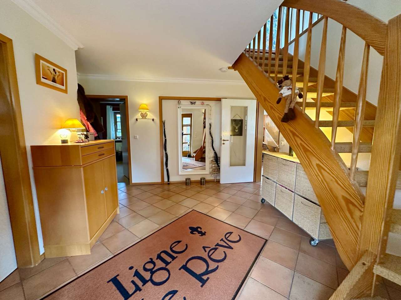 Wohnen mit Weitblick: Wunderschönes Einfamilienhaus in Oeversee