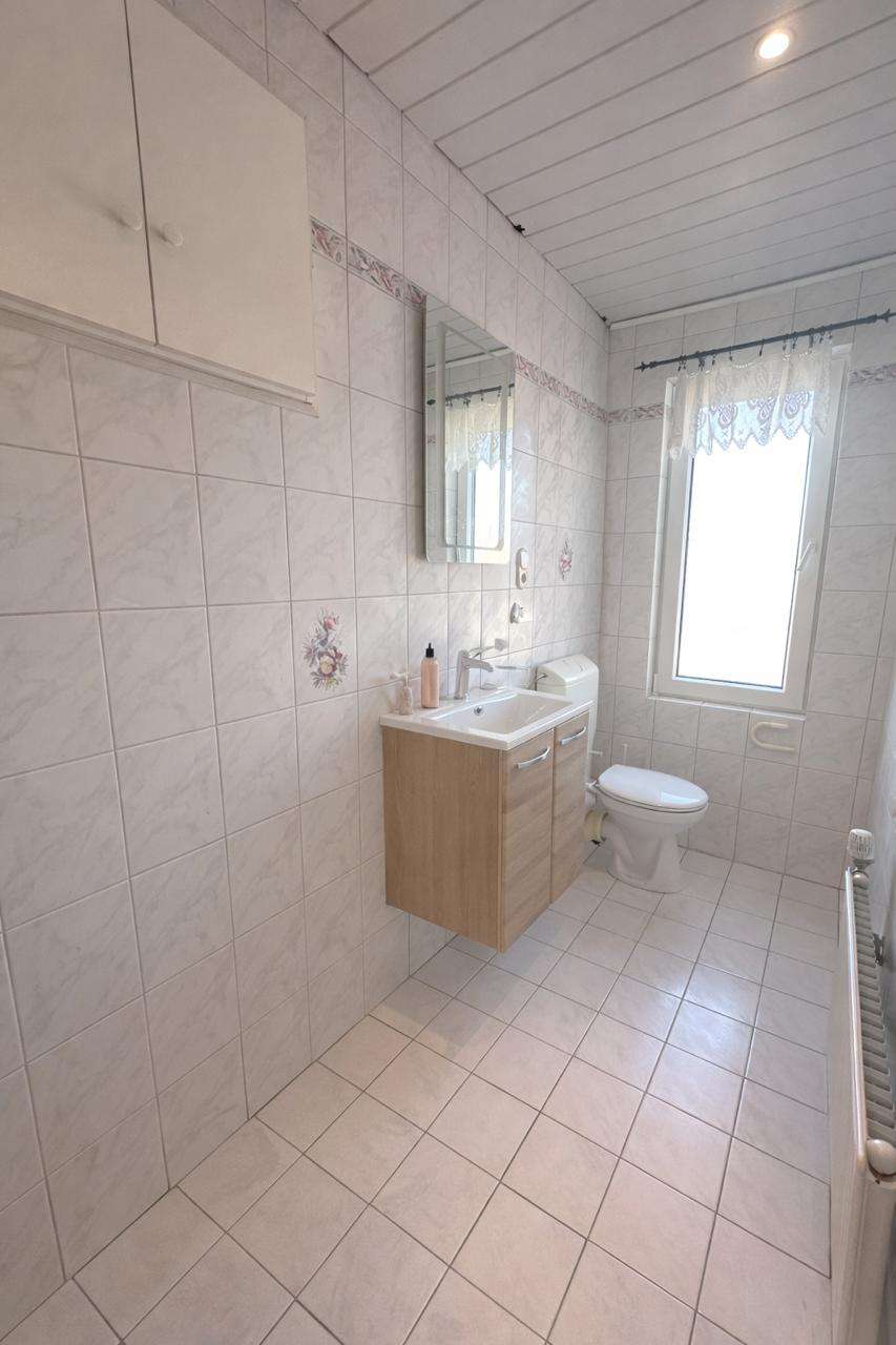 Geräumiges Zweifamilienhaus im Alten Land