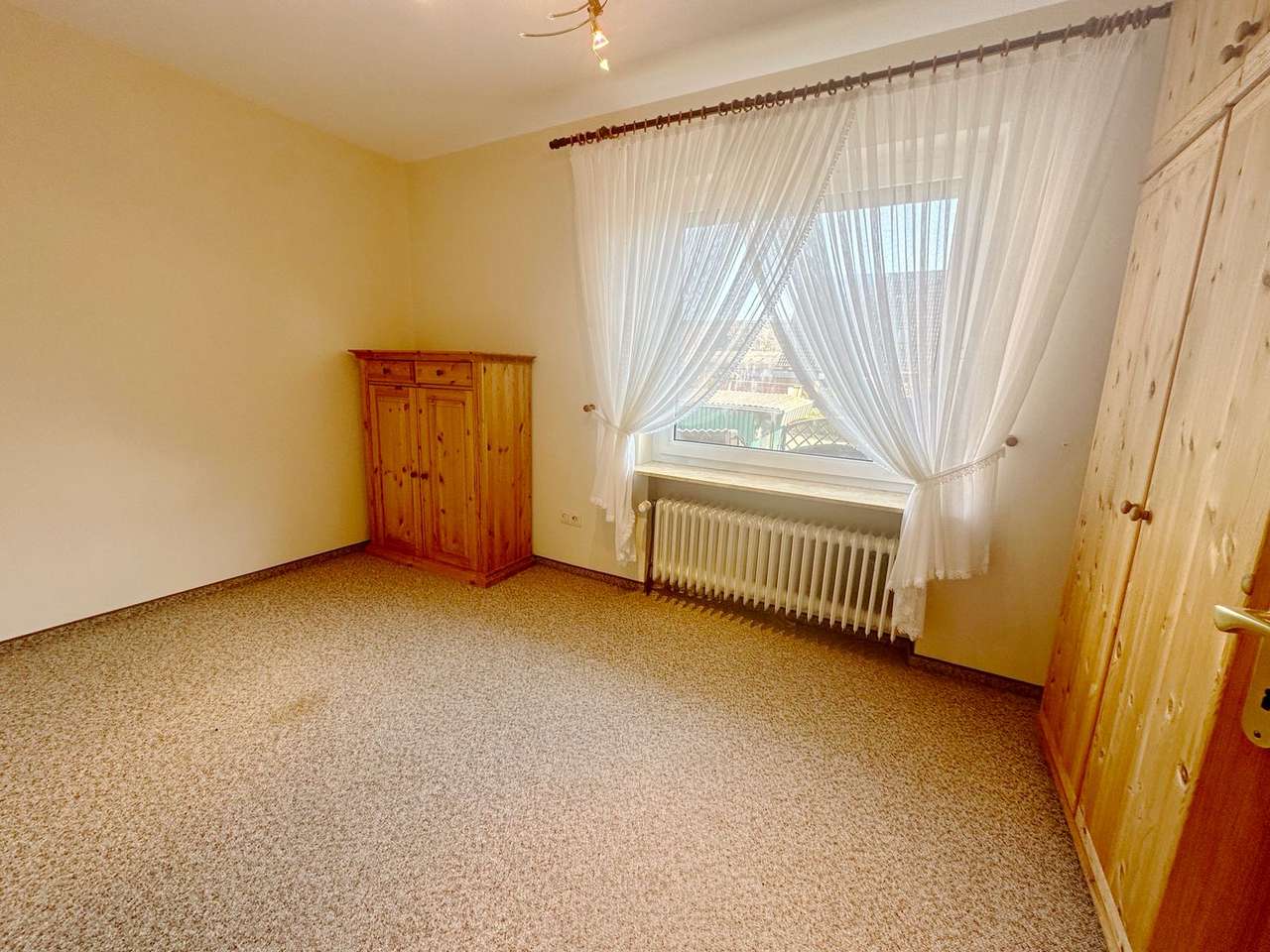 Geräumiges Zweifamilienhaus im Alten Land