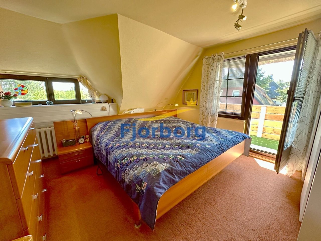 Schlafzimmer mit Balkon Schlafzimmer mit Balkon