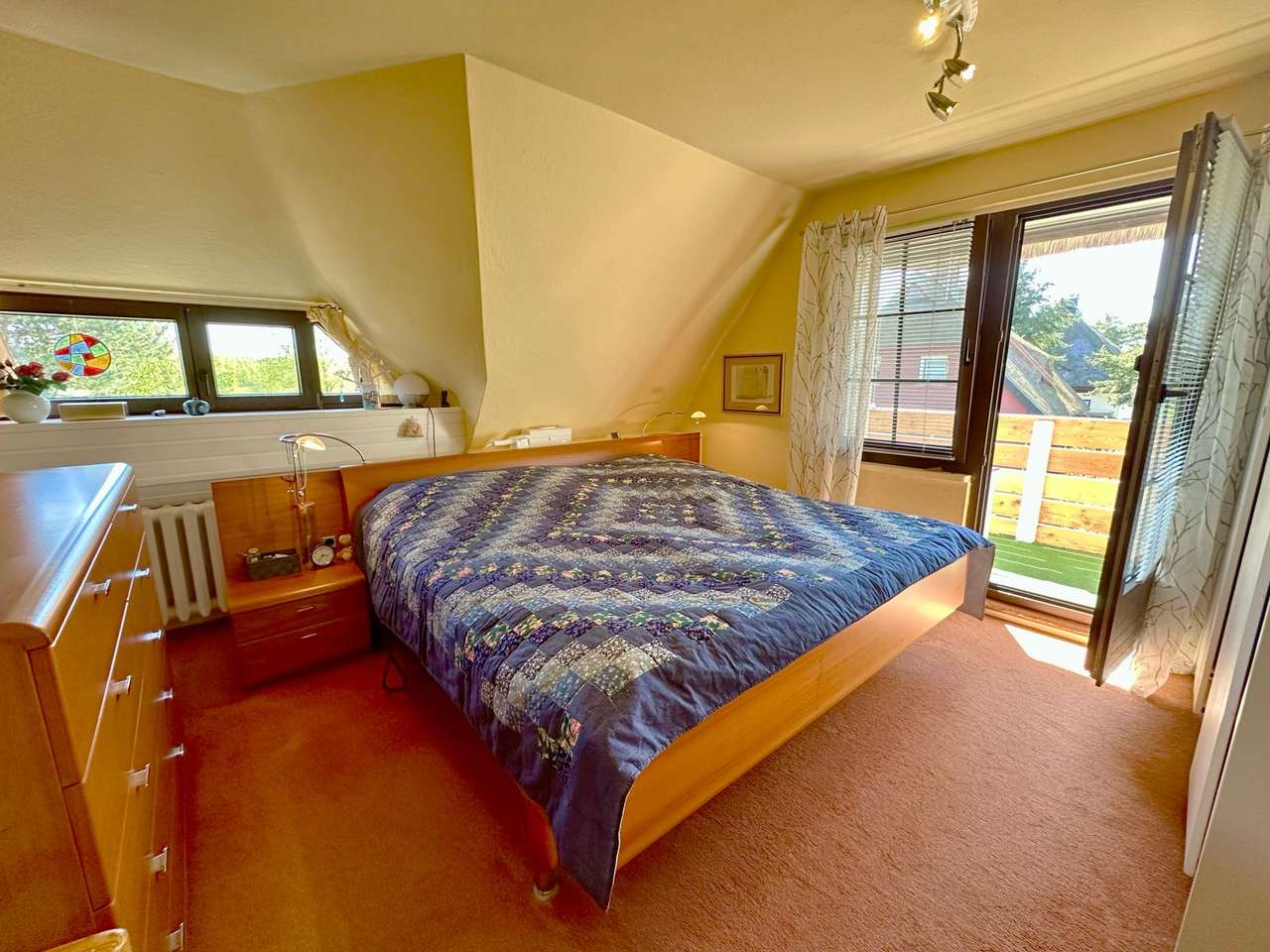 Schlafzimmer mit Balkon Schlafzimmer mit Balkon