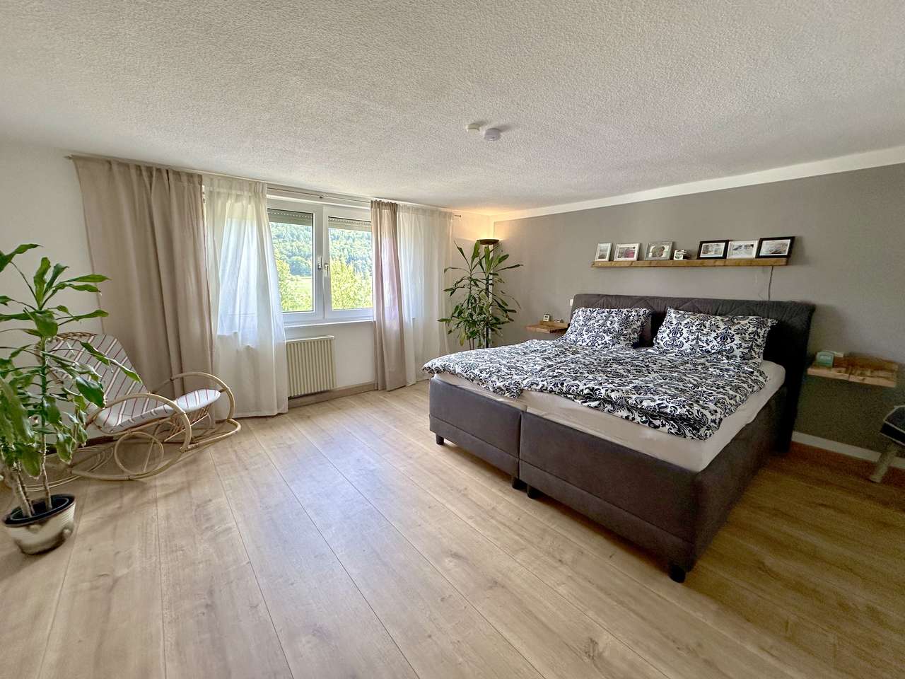 Schlafzimmer 1 EG Schlafzimmer 1 EG