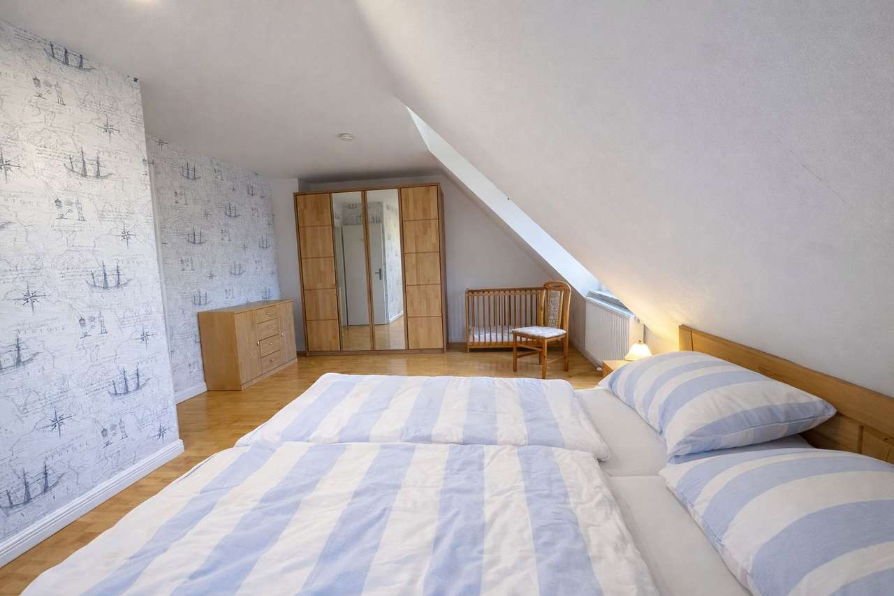 1. Schlafzimmer erste Etage