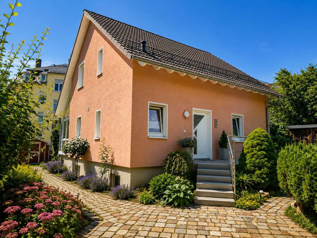 A+ Effizienzhaus in ruhiger Lage – modernes Wohnen in Dresden-Briesnitz 